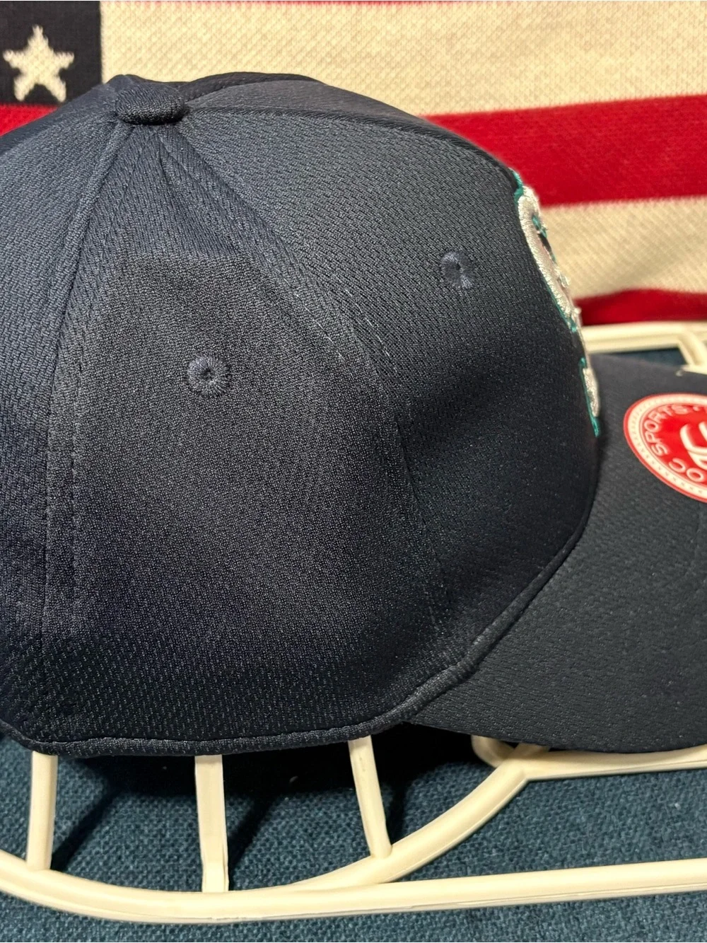 Seattle Mariners Black Embroidered Baseball Cap
